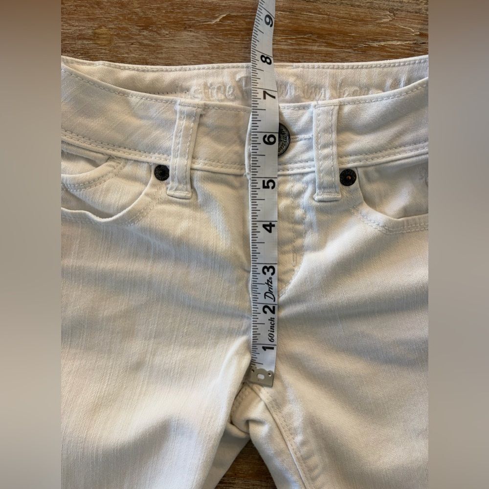 Justice Premium Girls White Stretch Denim Bermuda Shorts, Size 8 S - Picture 10 of 11